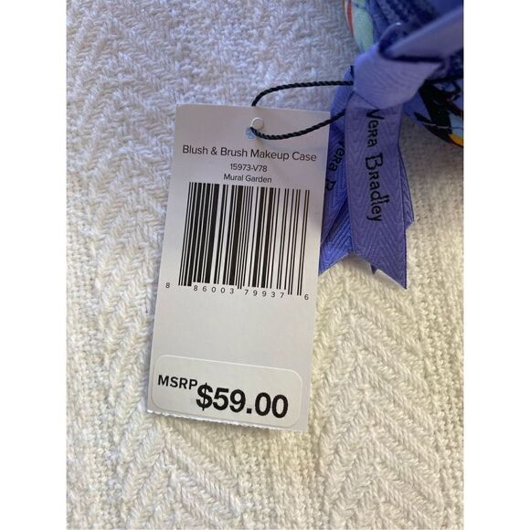 VERA BRADLEY Blush & Brush Makeup Case - Mural Garden - Picture 6 of 6